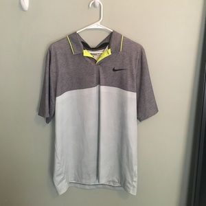 NIKE MENS GOLF SHIRT. SIZE LARGE.